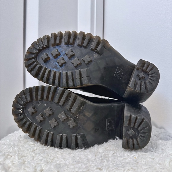 For Sale: Dr. Martens “Hurston” boots, size 3 UK / 5 US (women’s) - Picture 9 of 16